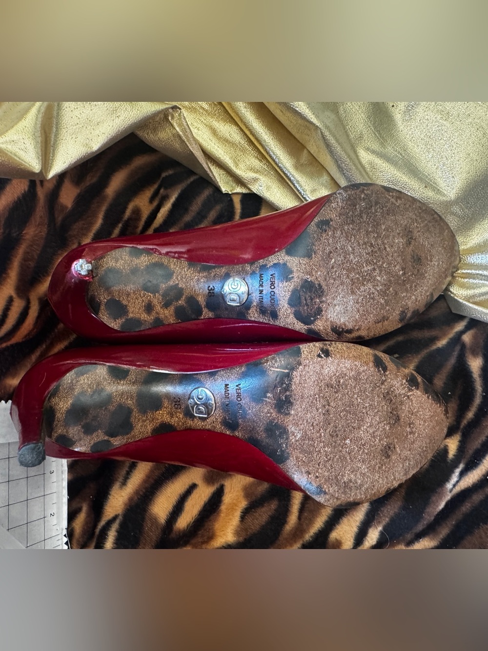 Dolce & Gabbana Burgundy Patent Pointed-Toe Pumps - Picture 4 of 7